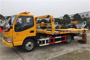 知春路哪里有拖车服务